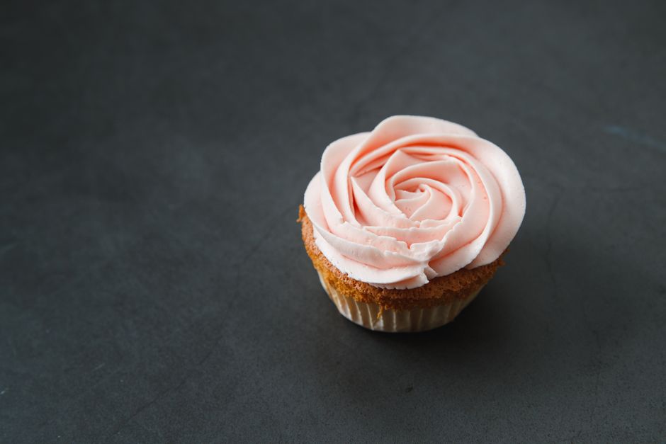 Buttercream or whipped cream? The difference you notice six hours later