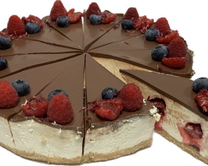 No-Bake Raspberry and Nutella Cheesecake